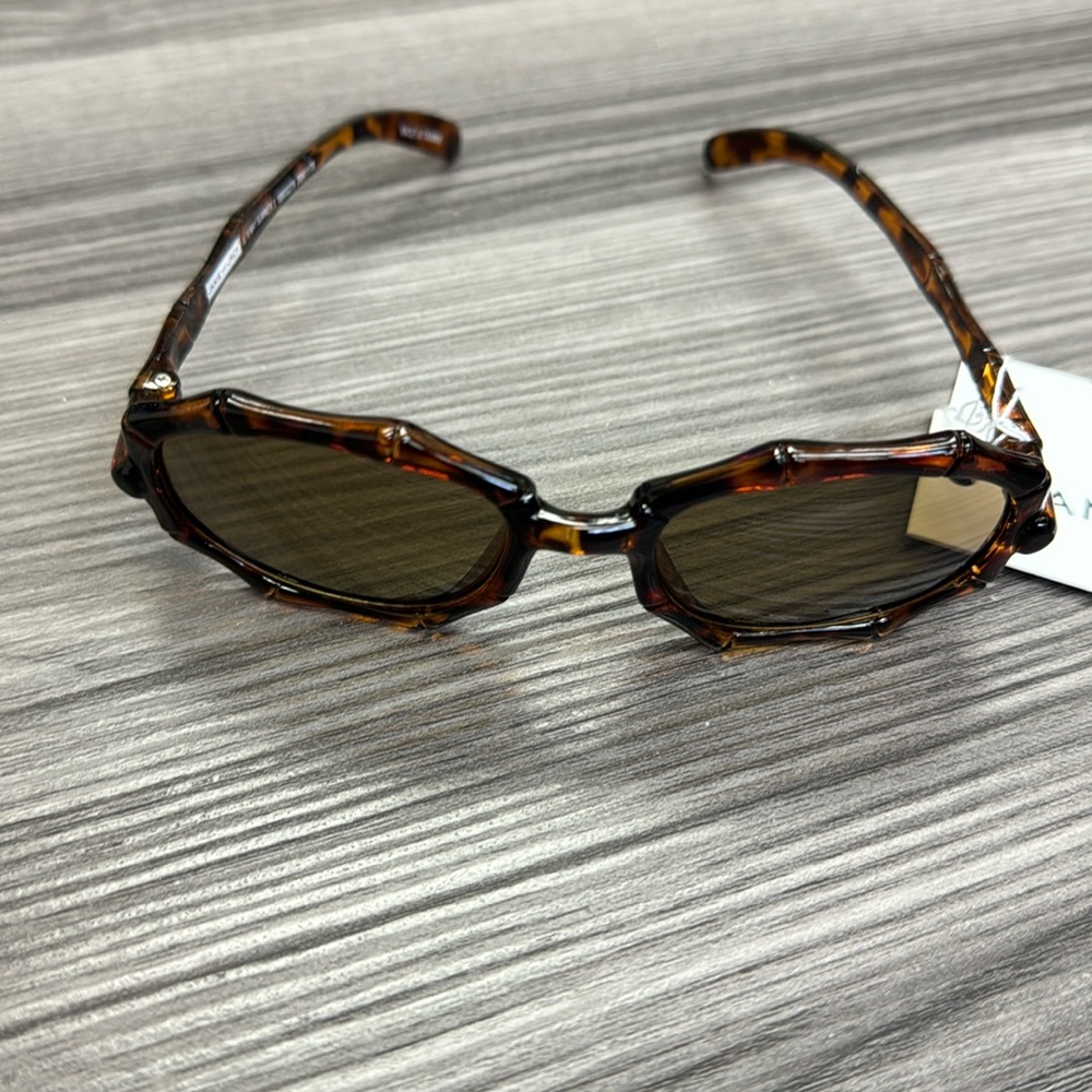 Janie & Jack Sunglasses for ages 4 and up years old.New in excellent condition